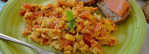 яичница-болтунья с помидорами. Шаг 8