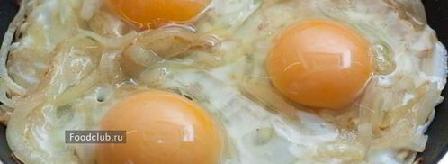 яичница с луком. Шаг 3