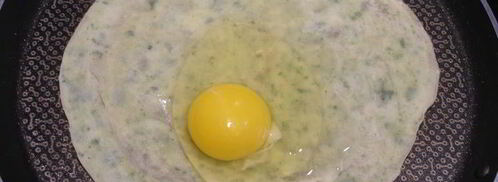 яичница в шпинатных блинчиках. Шаг 4