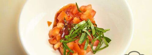 жареный сулугуни с помидорами. Шаг 8