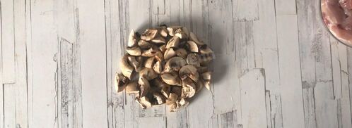 классический жульен с курицей и грибами. Шаг 5