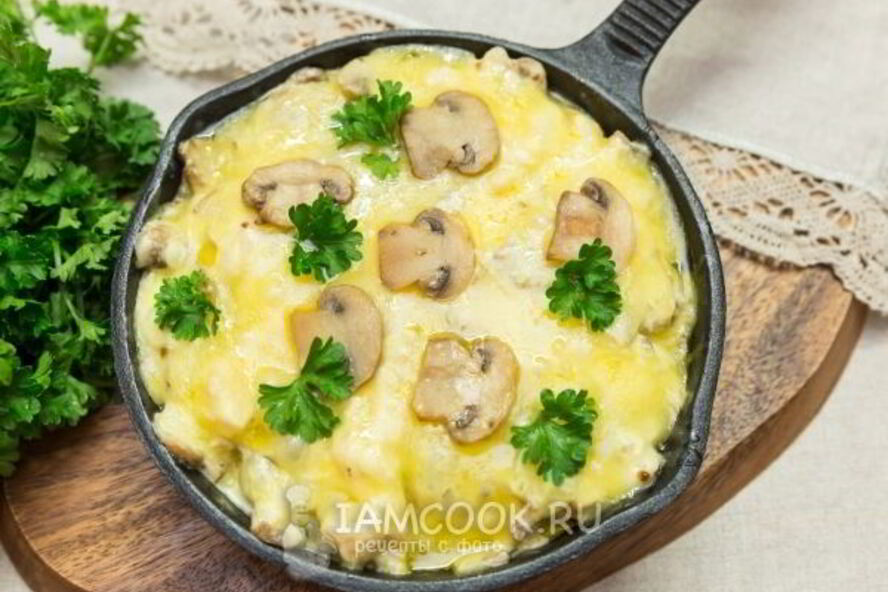 Рецепт жульен с курицей и грибами на сковороде