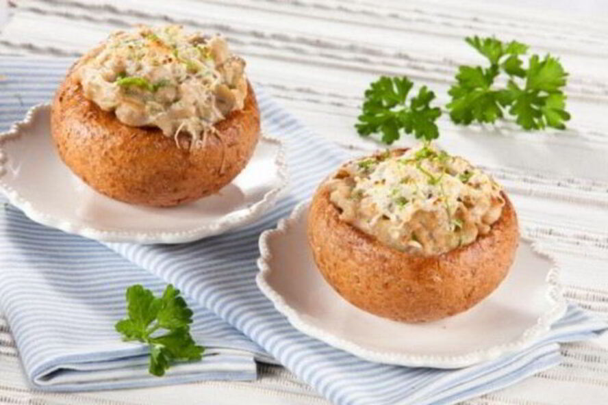 Рецепт жульен с мясным фаршем в булочках