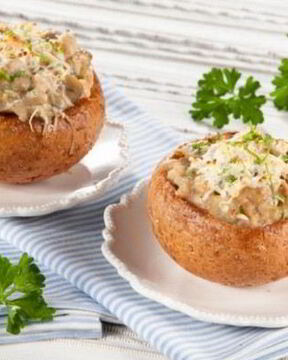 Жульен с мясным фаршем в булочках