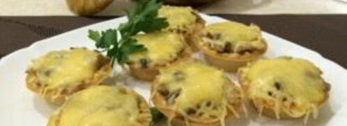 жульен в тарталетках с грибами и сыром. Шаг 3