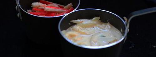 жюльен с крышечками из слоеного теста. Шаг 3