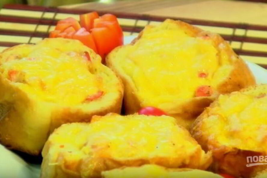 Рецепт жюльен с рыбой в батоне