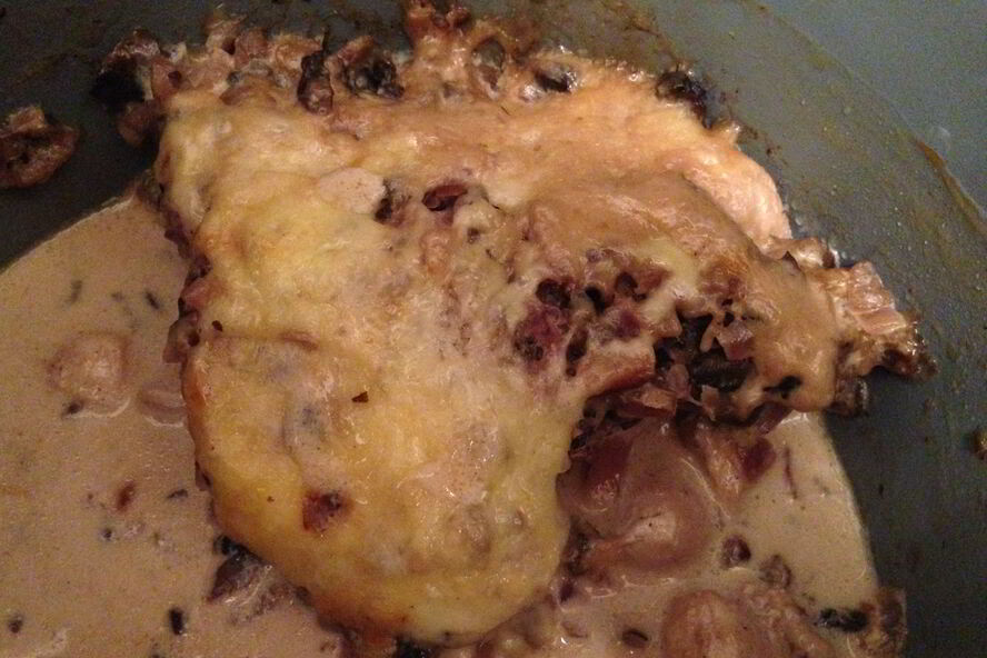 Рецепт жюльен с шампиньонами и нежным куриным филе