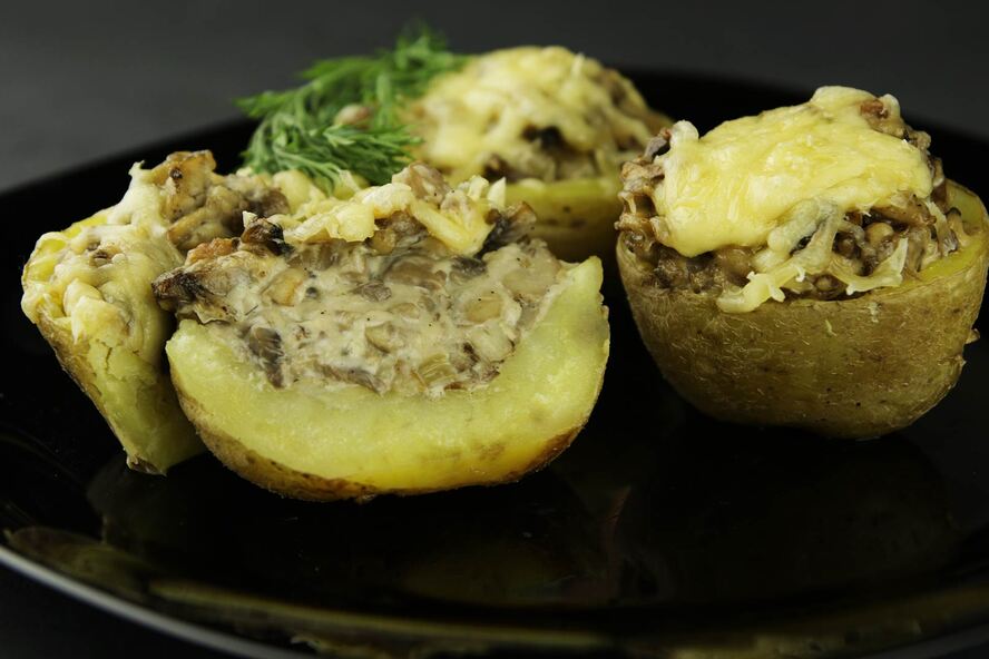 Рецепт жюльен в картофеле